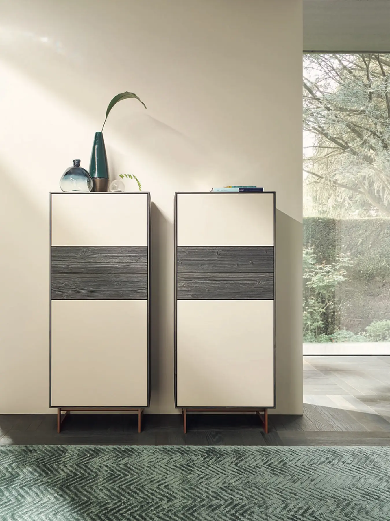 Zwei Highboards aus Bergfichte mit Fronten in Schieferoptik
